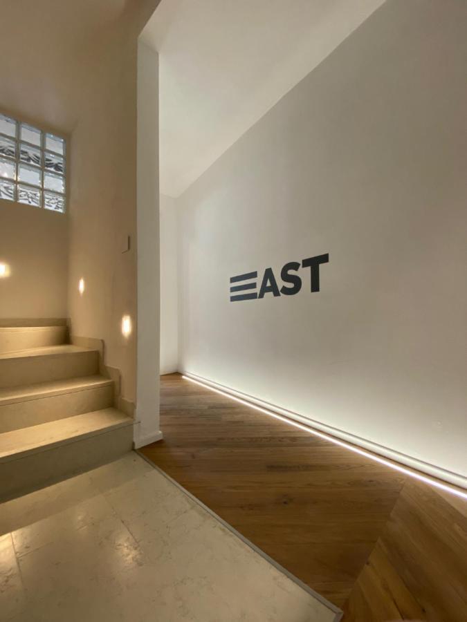 East West Room อาร์โก ภายนอก รูปภาพ