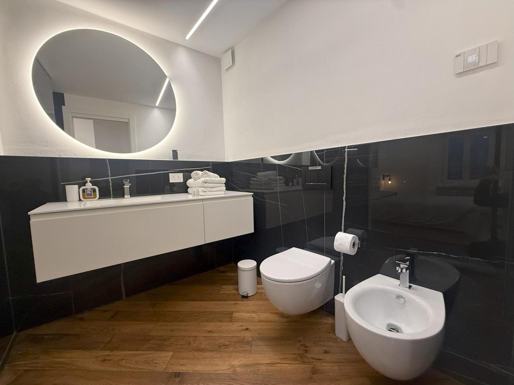 East West Room อาร์โก ภายนอก รูปภาพ